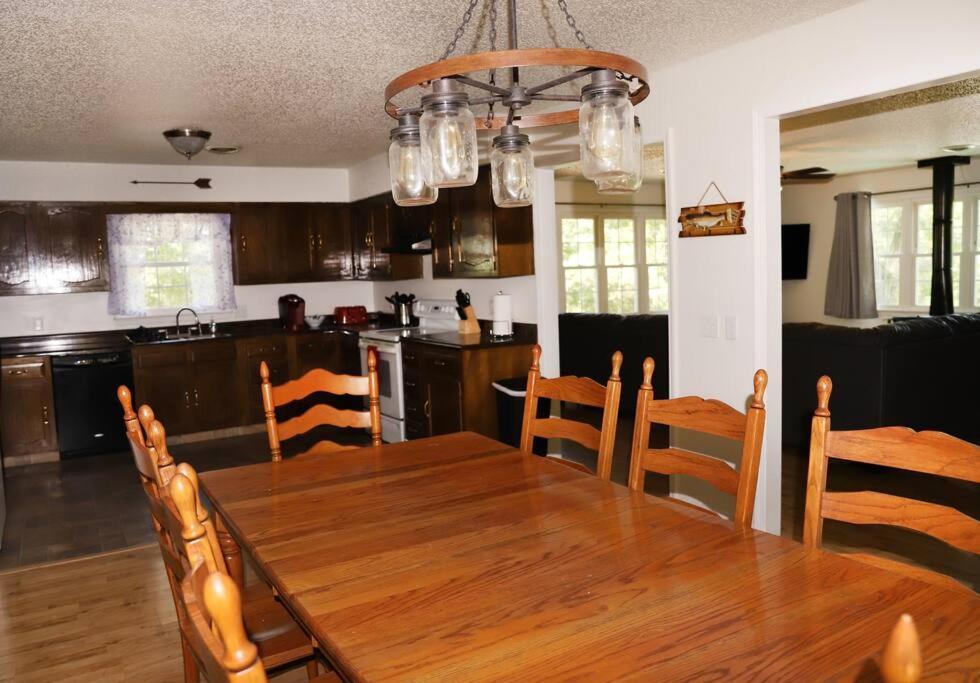 3 Bedroom Vacation Home Next To Silver Dollar City Branson Extérieur photo